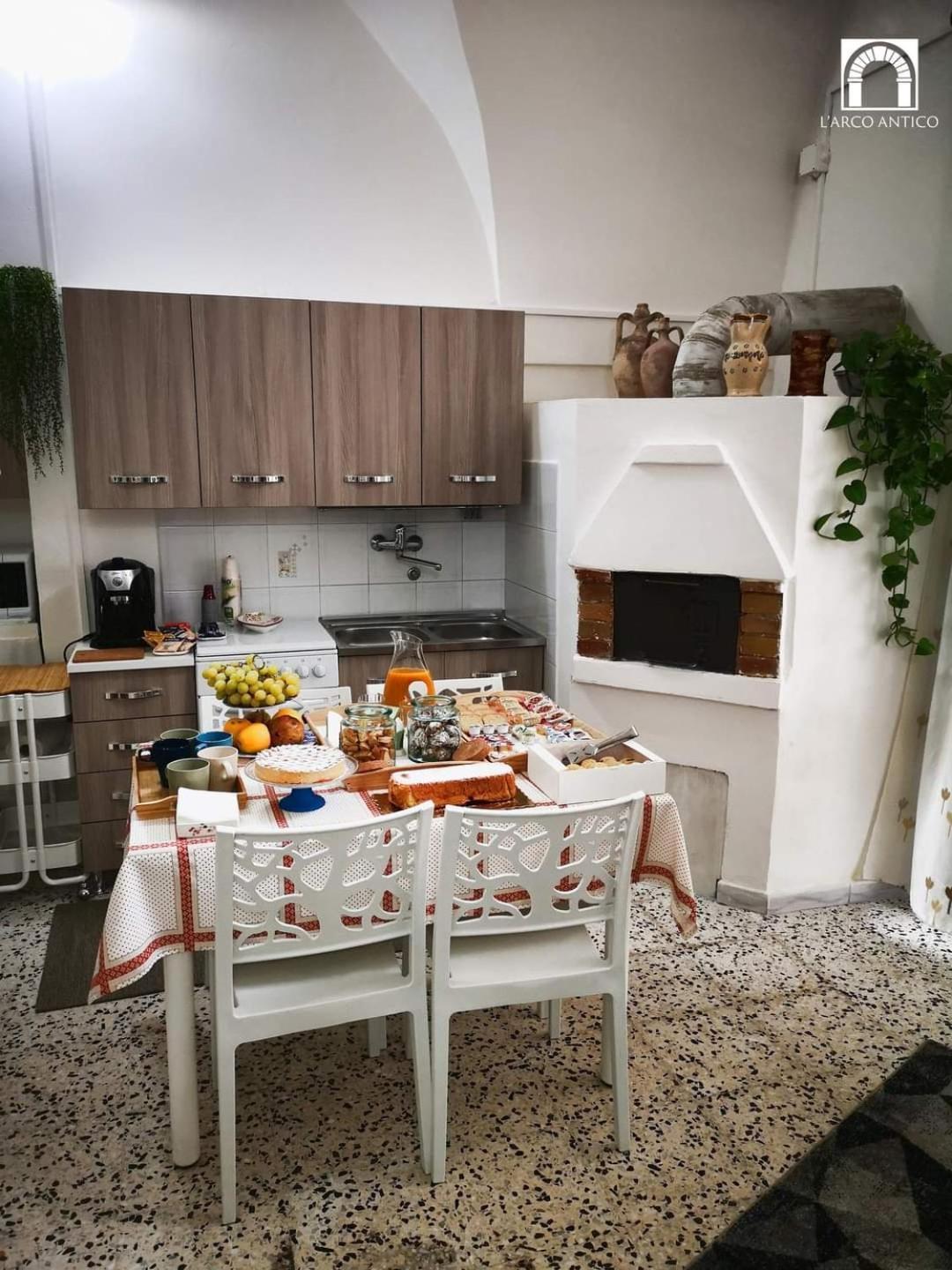 Arco Antico Hotel Grassano Bagian luar foto